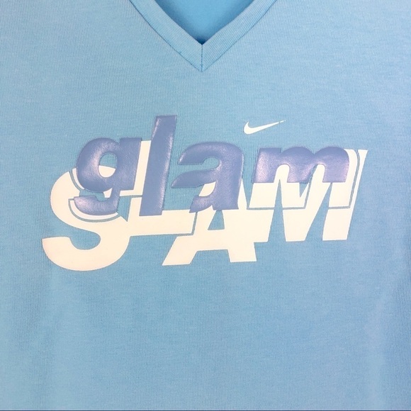 Nike Glam Slam crop v-neck tee - Picture 2 of 7